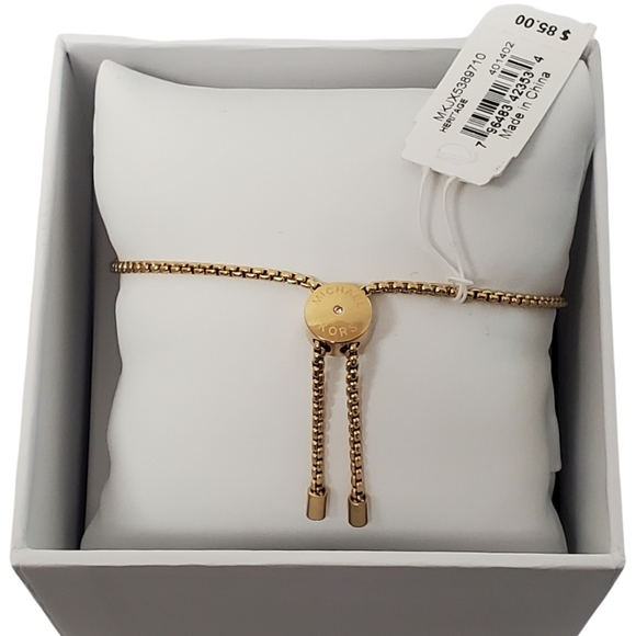 Pavé Heart Heritage Michael Kors Bracelet - Picture 3 of 6